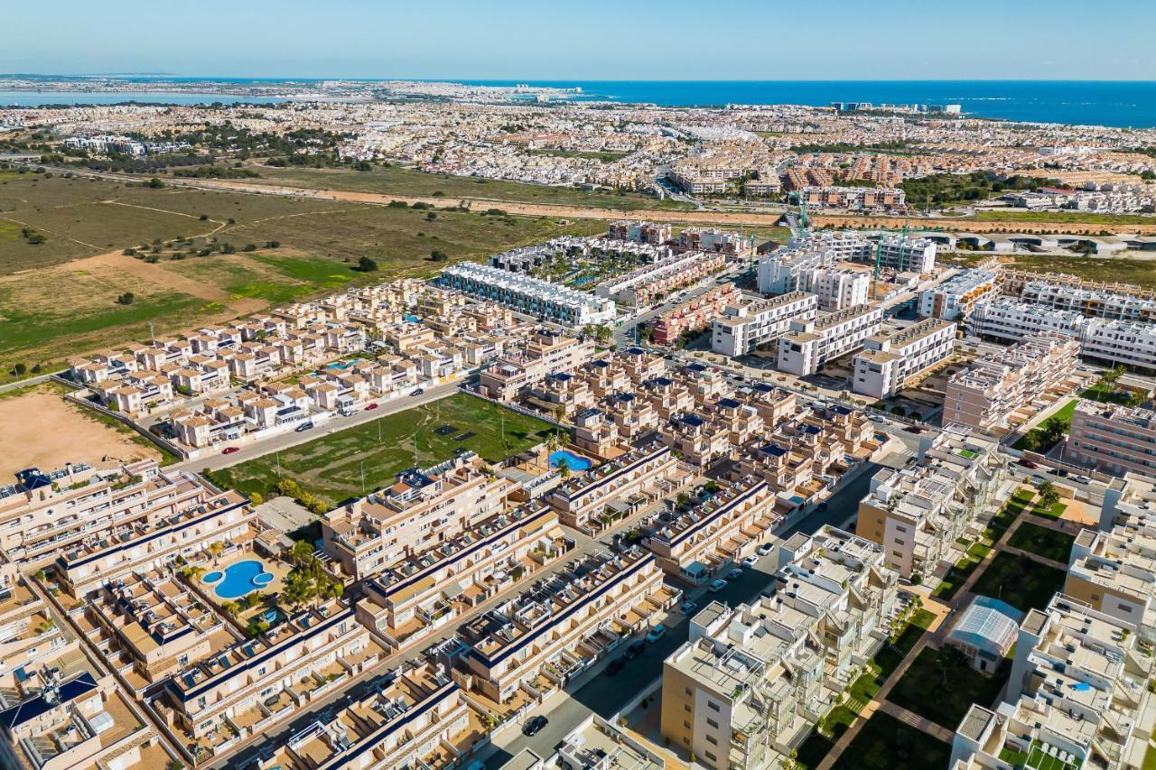 Bungalow La Zenia Cerca De La Playa Orihuela Exterior foto