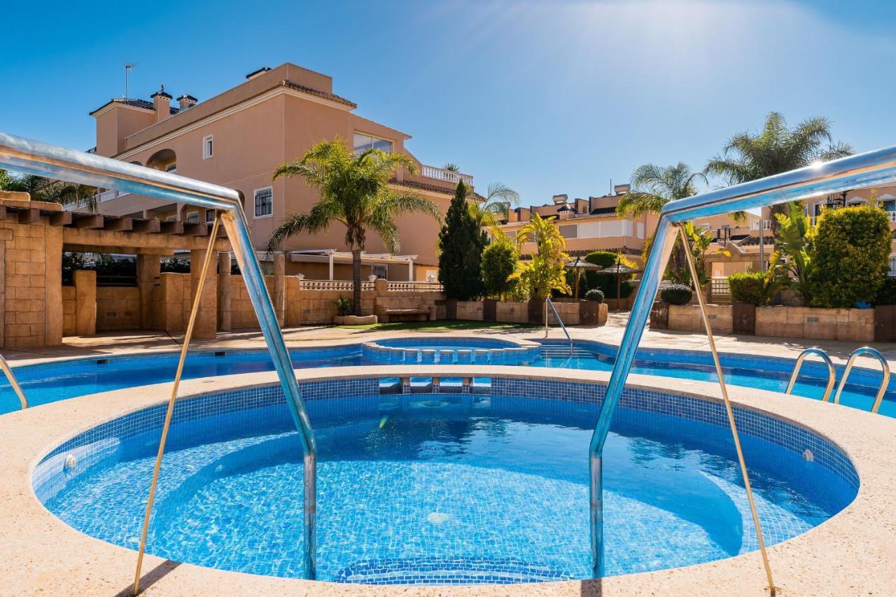 Bungalow La Zenia Cerca De La Playa Orihuela Exterior foto