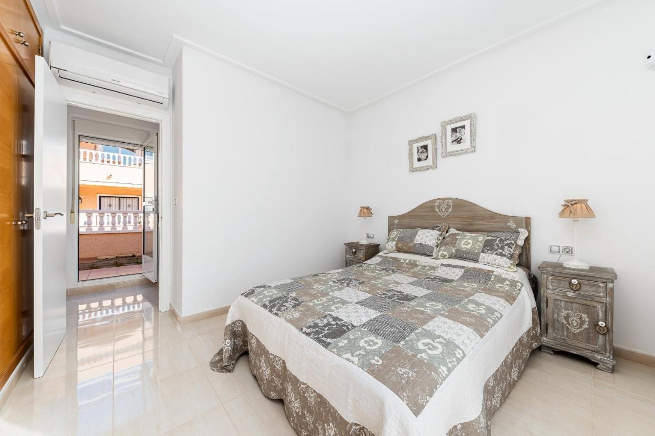 Bungalow La Zenia Cerca De La Playa Orihuela Exterior foto
